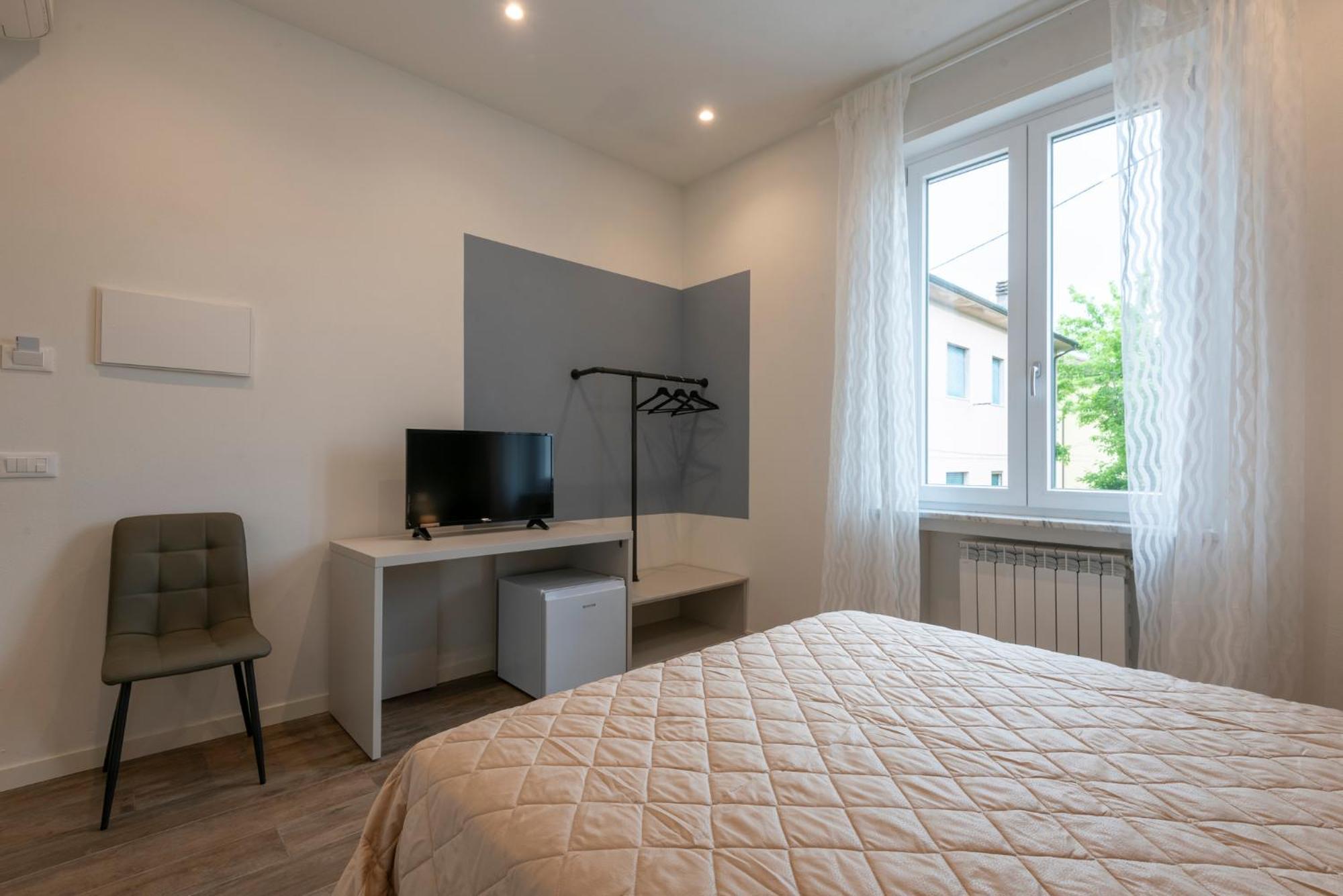 Iarsera Rooms And Apartment Lucca Exterior photo
